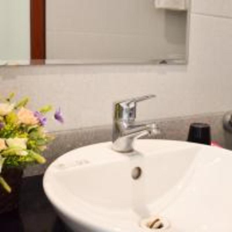 Song Kieu Hotel Ха Лонг Екстериор снимка
